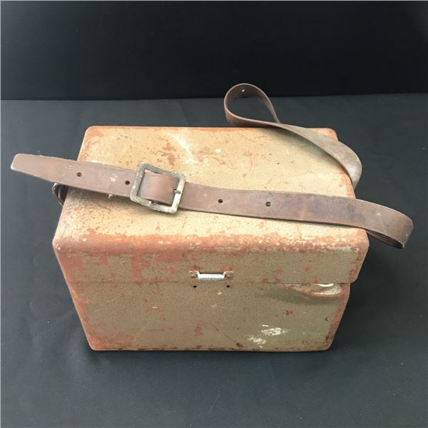 WWII AUTHENTIC US NAVY AUTO LEVEL OPTICAL INSTRUMENT