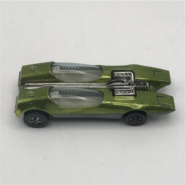 1968 HOT WHEELS REDLINE SPLITTIN' IMAGE DIECAST CAR IN GREEN