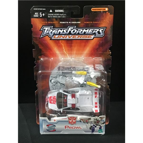 VINTAGE TRANSFORMERS UNIVERSE PROWL IN ORIGINAL PACKAGING