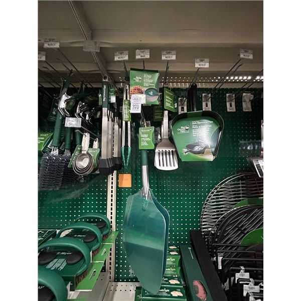 Asst. Big Green Egg Basting Brushes, Tongs, Pizza Cutter, Spatula, Ash Removal Pan