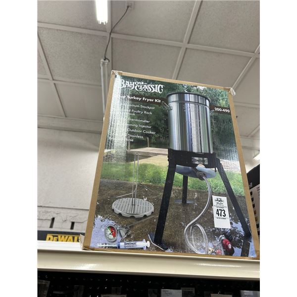 Bayou Classic 30 Qt. Turkey Fryer Kit