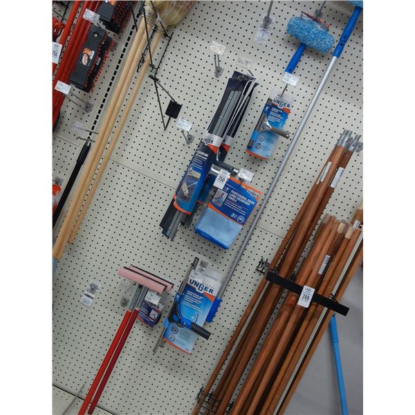 Squeegees/Mops