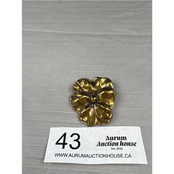 Vintage Designs Signed Jeri-Lou Flower Scarf Clip Quality