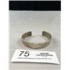 Image 1 : Heavy Silver Look Antique Engraved (Fish) Asian Bracelet