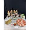 Image 1 : Nice Lot of Asian Collectables - Tabletop Screen, Carving, Plate, etc.