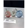 Image 3 : 3 Vintage Blown Glass Controlled Bubble Base Vases