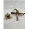 Image 3 : 19th + 20th Century Brass Furniture Hardware Handles, Finals etc