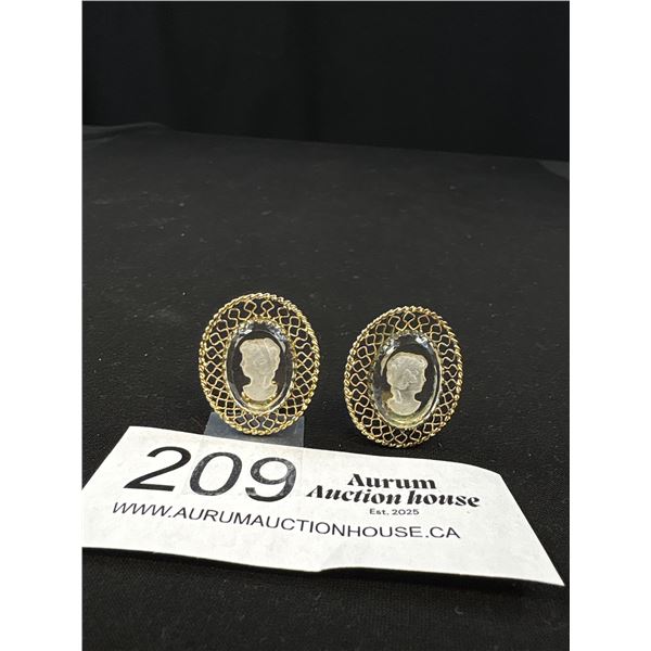 Vintage Reversed Cameo Clip on Earrings, Marked White & Davies, 1 x 7/8" Diameter