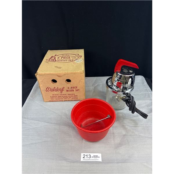 Vintage Waldorf 5 pc Portable Electric Mixing Set NOS with Original Box