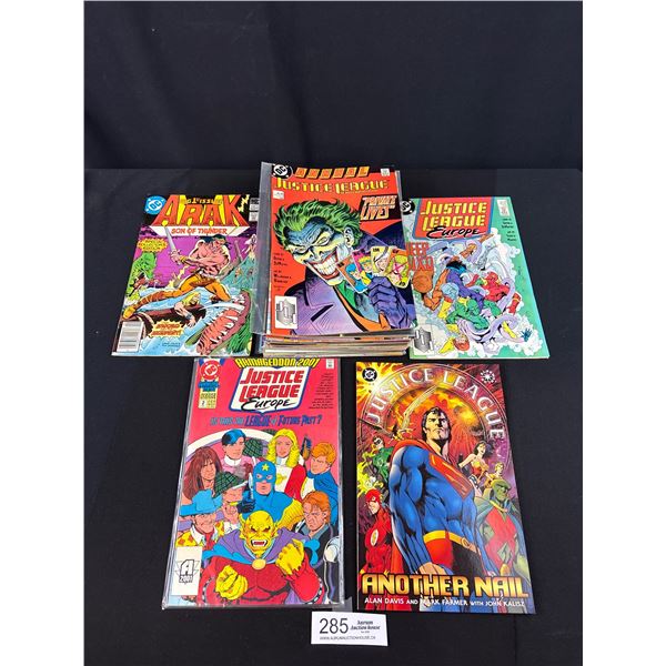 Nice Lot of 20+ Comics Some on Board in Bag Justice League Etc