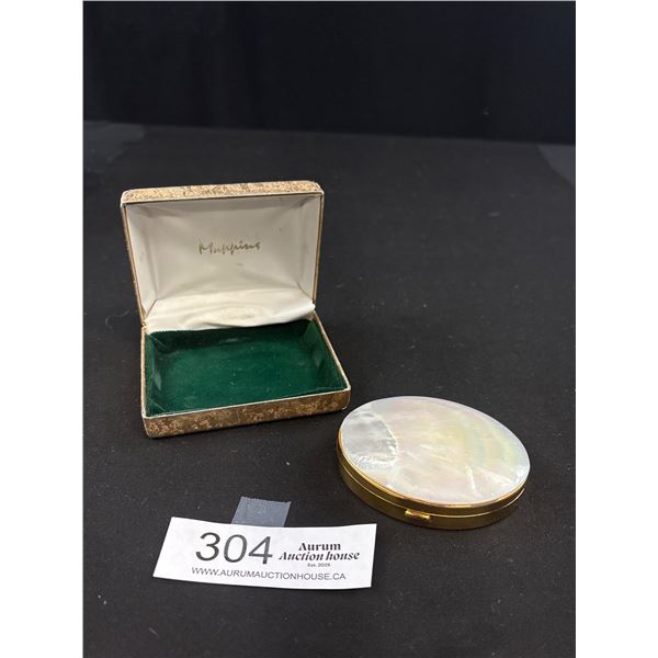 Gorgeous Vintage Genuine Mother of Pearl Gold Tone Compact c.1960's Quality!