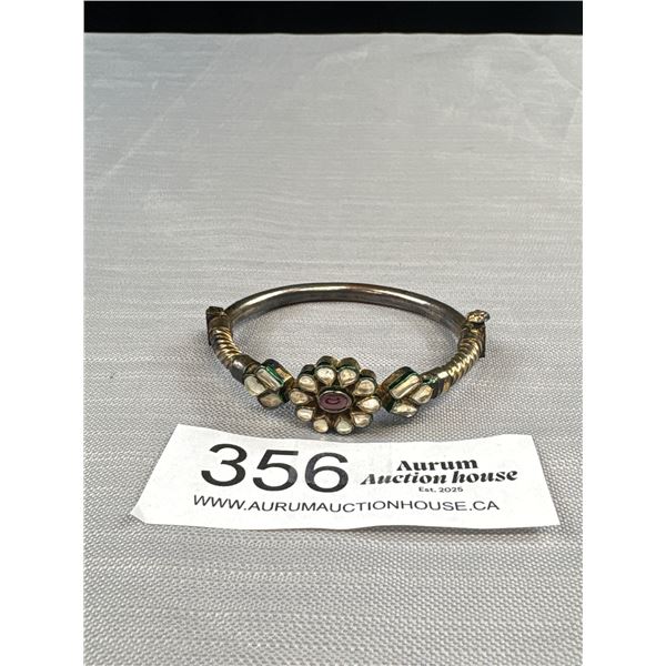 Vintage Hinged Silver Tone Bangle