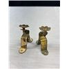 Image 3 : 3 Victorian Brass Curtain Rod Hangers
