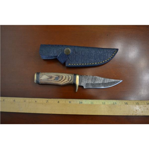Hand Forged Damascus Steel Knife w/ Leather Sheath