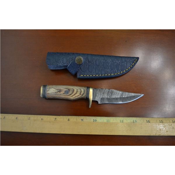 Hand Forged Damascus Steel Knife w/ Leather Sheath