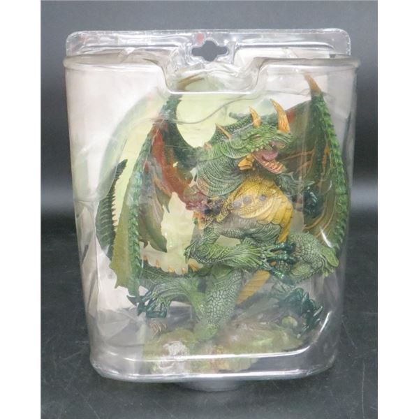 2008 McFarlane’s Dragons The Rise of Man "Berserker Clan Dragon" Green Dragon Figure