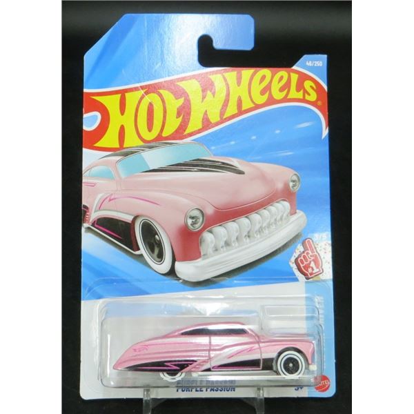 Hot Wheels HW Fan Driven Purple Passion