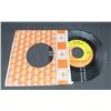 Image 1 : The Beach Boys Be True To Your School/In My Room 45 RPM Record