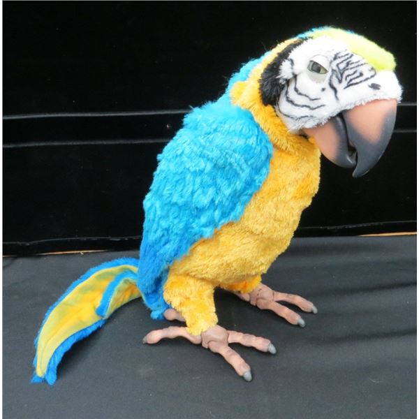 Vintage Hasbro FurReal Squackers McCaw Talking Interactive Animatronic Parrot