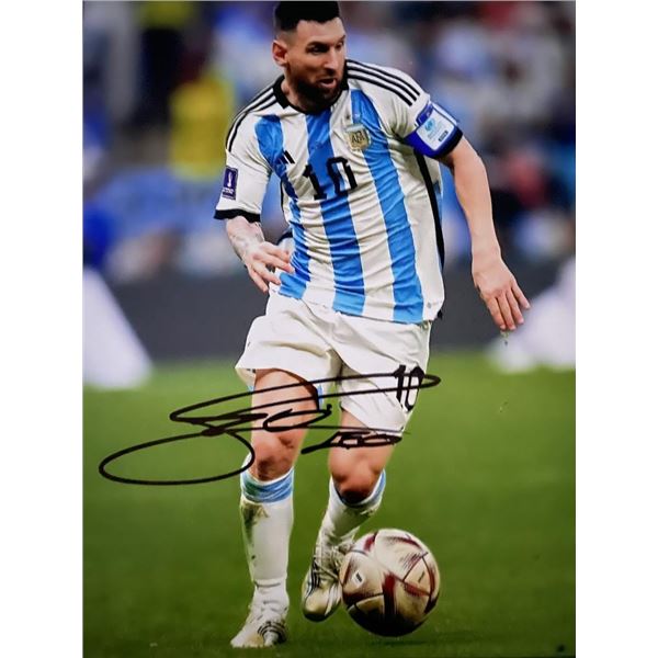 Lionel Messi signed photo