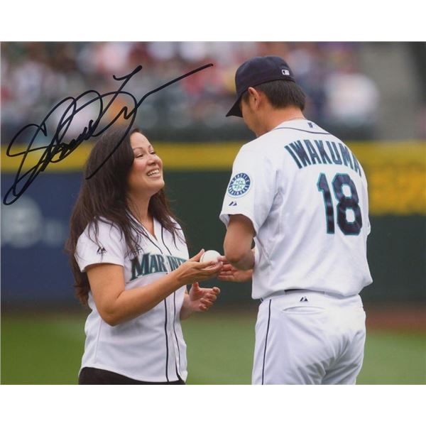 Bruce Lee Daughter Shannon Lee signed photo