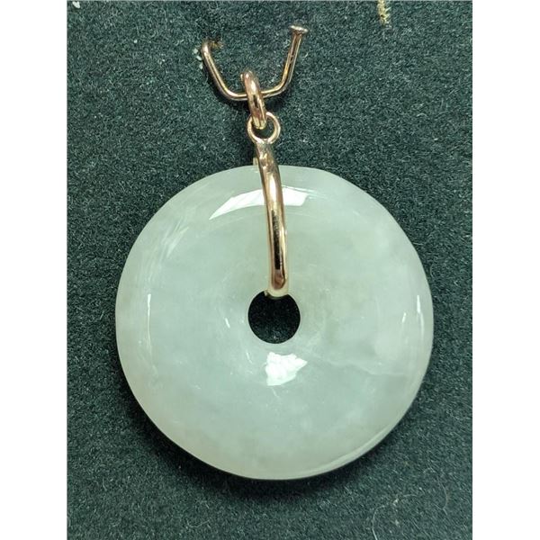 $400 10K  Jadeite Pendant
