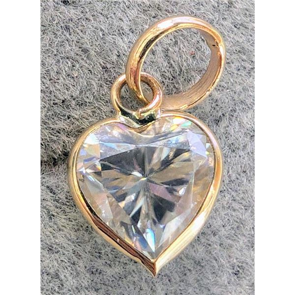 $500 10K  Moissanite 1Ct  Pendant