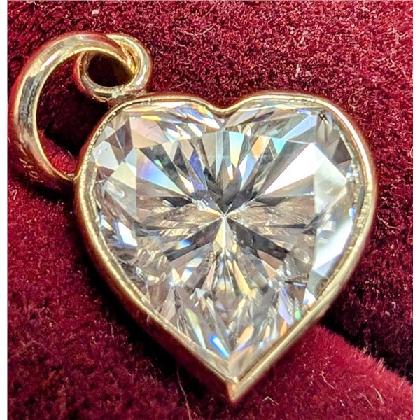 $700 10K  1.9Ct Moissasnite Pendant