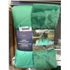 Image 2 : Weatherproof Vintage Hooded Outdoor Blanket With Plush Reverse