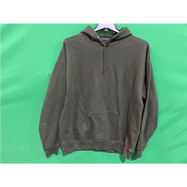 Fruit of the Loom XL Pullover Hoodie in Olive Green