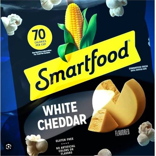 Smartfood White Cheddar Popcorn, 15 x 45g Bags, Bilingual Labeling