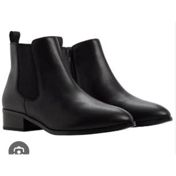 Black Women’s Ankle Boots, US Size 8