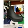 Image 2 : Women’s Waterproof Black Chelsea-Style Boot Size 7