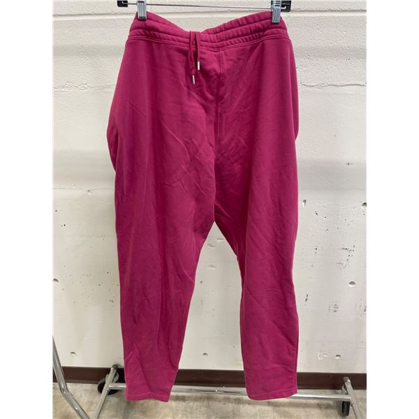 Champion Elite XL Jogger Pants in Signature Berry
