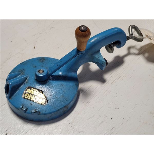 Vintage SPONG No. 633 Cast Iron Bean Slicer