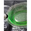 Image 6 : Uranium glass dish and lid (glows in dark)