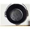 Image 3 : Cast iron pot