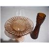 Image 2 : (2) Hobnail Glass Items