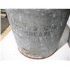 Image 3 : (2) Vintage Hi-Way Refineries Gun Grease Galvanized Pails