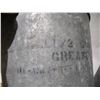 Image 4 : (2) Vintage Hi-Way Refineries Gun Grease Galvanized Pails