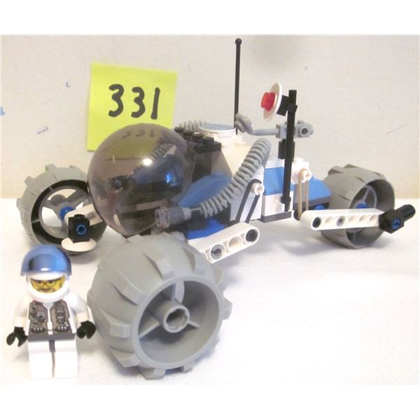 Vintage 2001 Lego #7312 "T3-Trike" (Life on Mars)