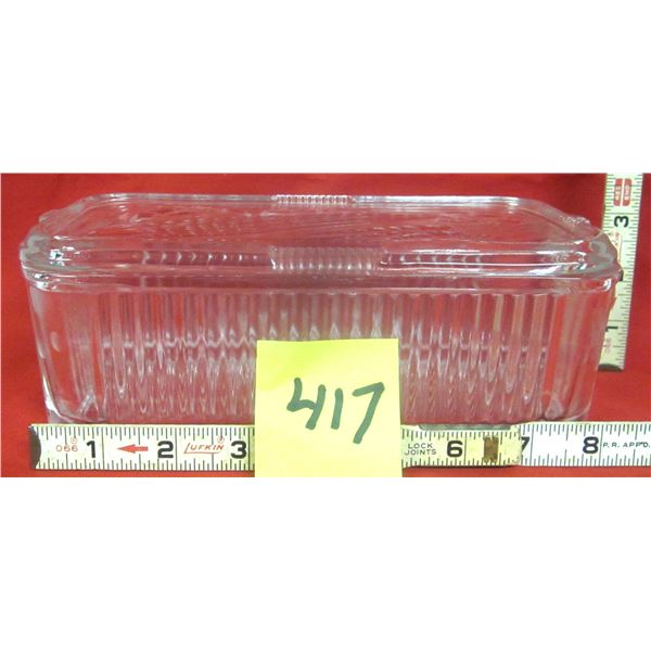 Clear Ribbed Glass Refrigerator Dish w/ Embossed Lid. 8”x 4”x 3”