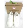 Image 1 : New Boxed Size 9 “Call it Spring” BED Foam Sole Walking Shoes
