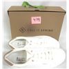 Image 2 : New Boxed Size 9 “Call it Spring” BED Foam Sole Walking Shoes