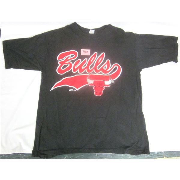 Men’s League “Chicago Bulls” T-Shirt
