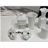 Image 3 : Vintage milk glass vases and dishes