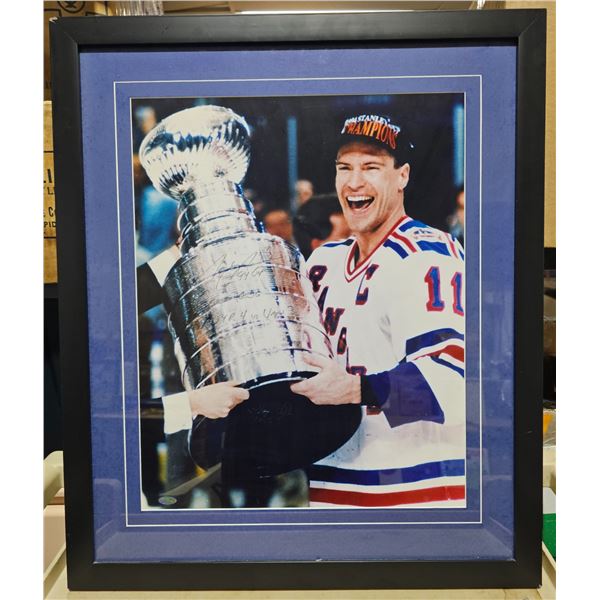 Mark Messier 16x20” Signed Framed Photo w/ Certificate of Authenticity