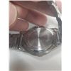 Image 3 : VINTAGE MEMORIAL HOSPITAL QTZ WATCH NEW BATT, RUNS
