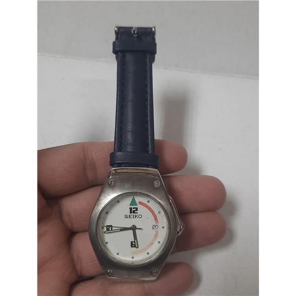VINTAGE SEIKO QTZ, DATE @ 3, NEW BATT,  RUNS