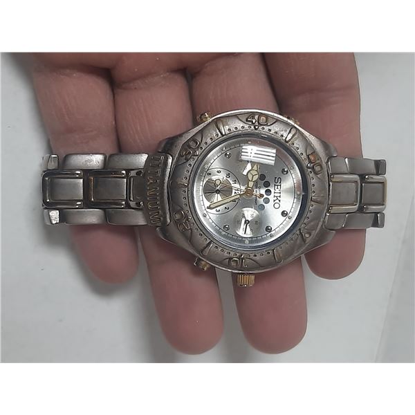 VINTAGE SEIKO QTZ,NEW BATT,   RUNS